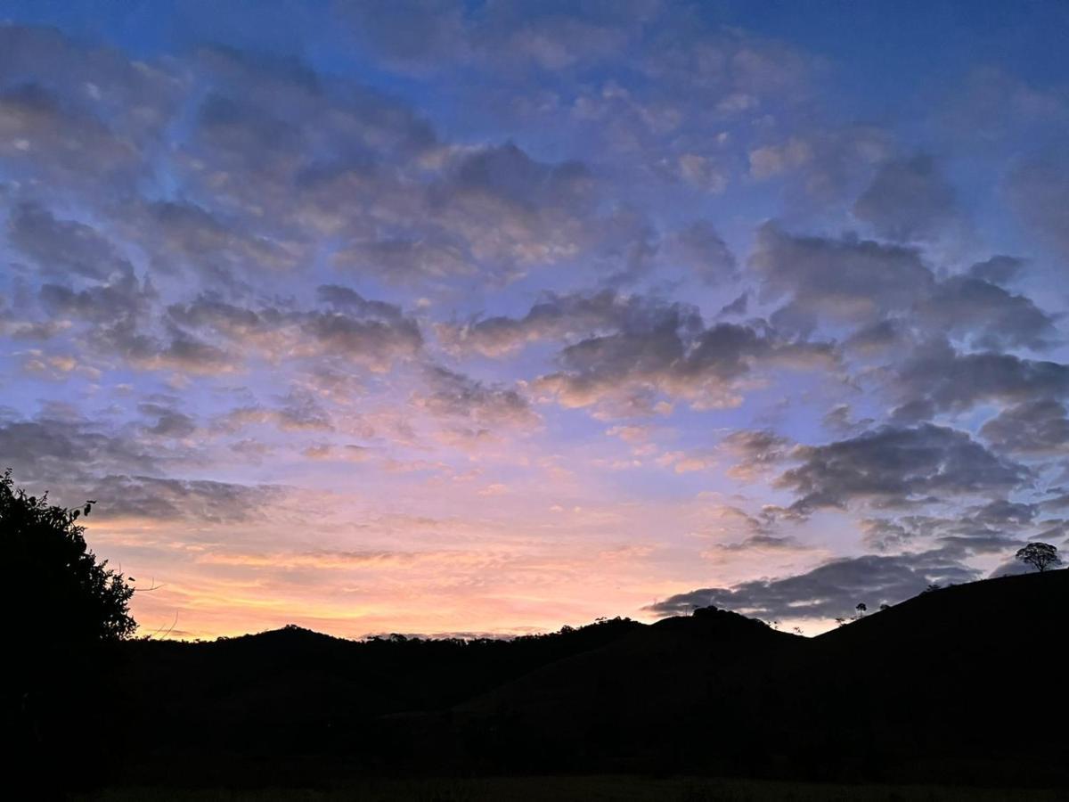 Pousada Chales Dos Montes Santana dos Montes Exteriér fotografie